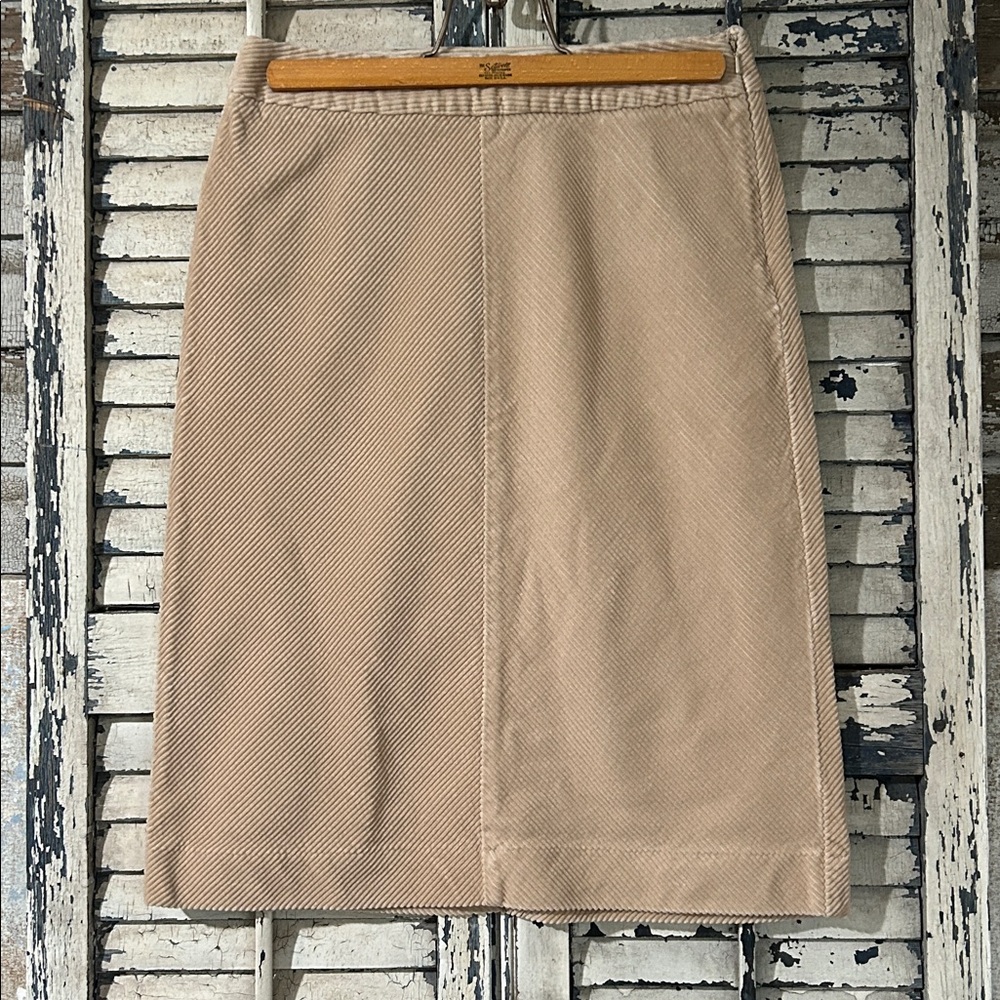 Ann Taylor Beige Corduroy A-Line Skirt 6 petite